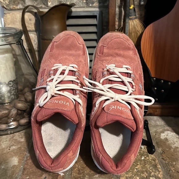 Vionic 23 Walker Sz 12W Suede Comfy Leisure Orthotic Insole Arch Support - Picture 4 of 10